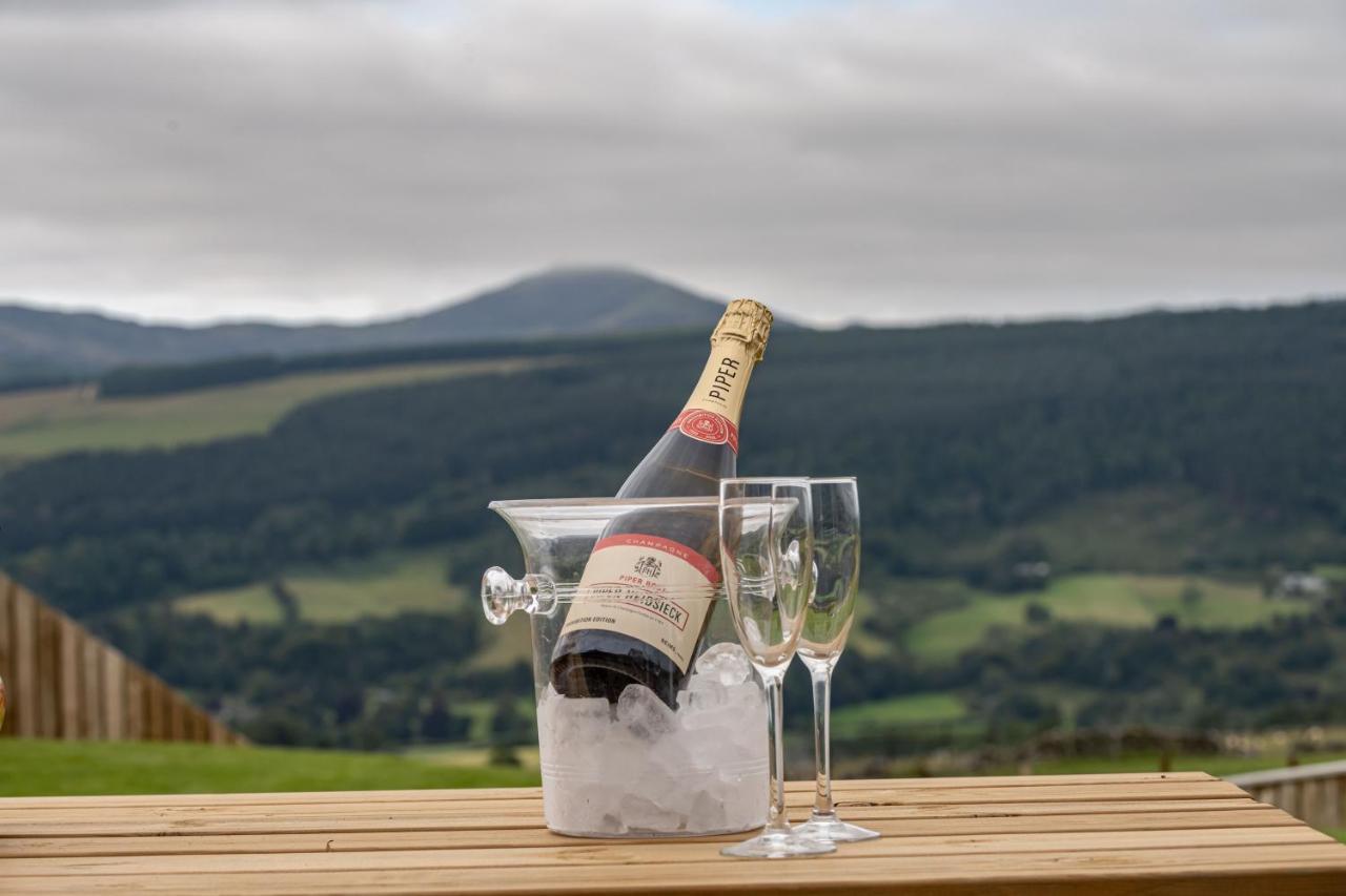 The Annexe, Luxury Property With Hot Tub At Pitilie Pods Aberfeldy Exterior foto
